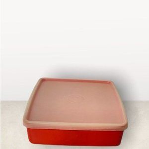 Vintage Tupperware Square A Way Sandwich Keeper